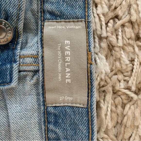 Everlane 90s Cheeky Jean Crop - Picture 4 of 8